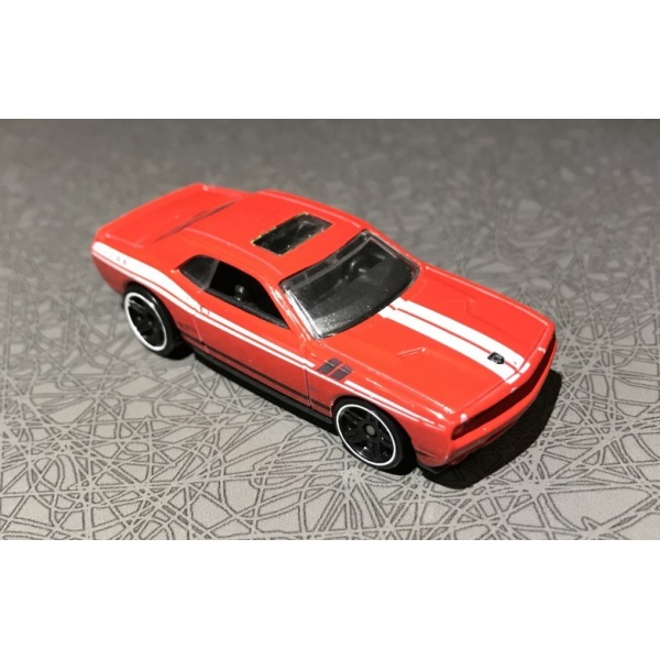 '08 Dodge Challenger SRT8
