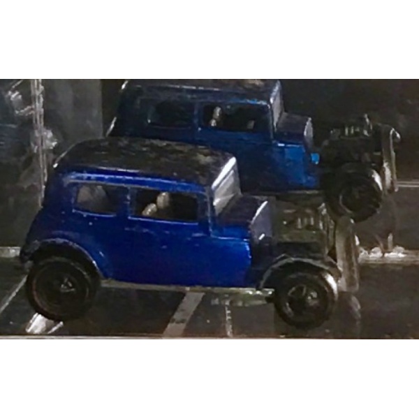 Classic '32 Ford Vicky