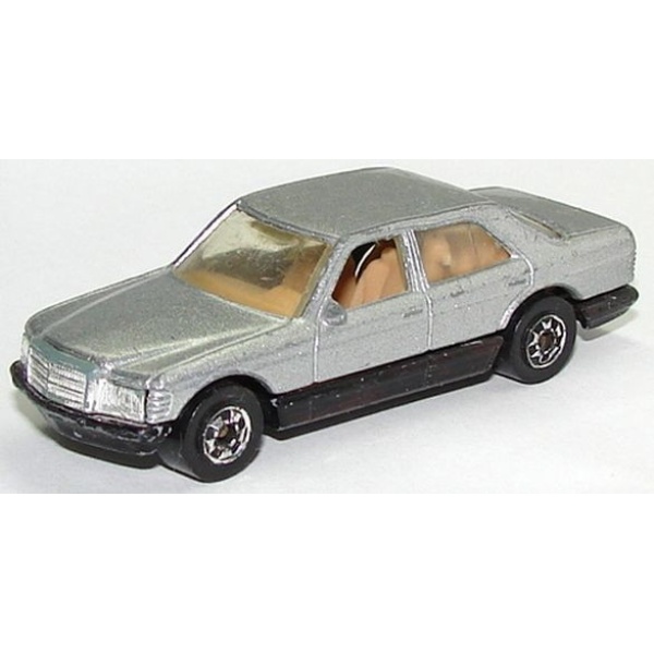Mercedes 380 SEL