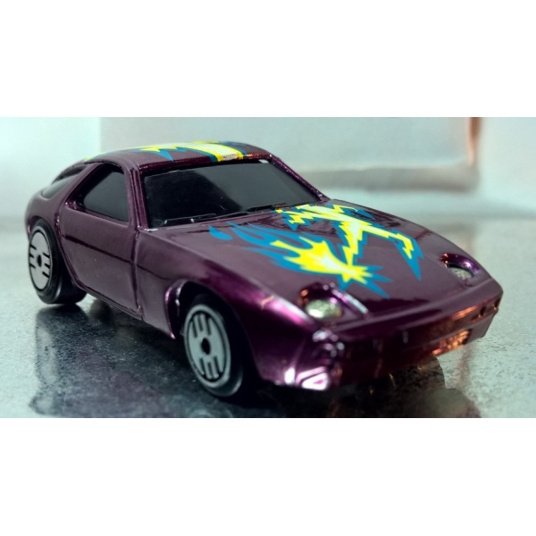 Porsche 928 - Nightstreaker