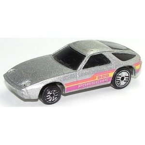 Porsche 928