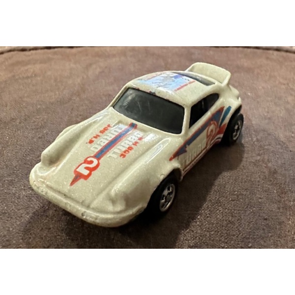 Porsche P-911