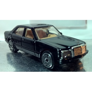 Mercedes 380 SEL