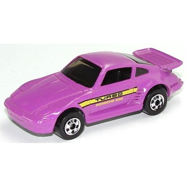 Porsche 930