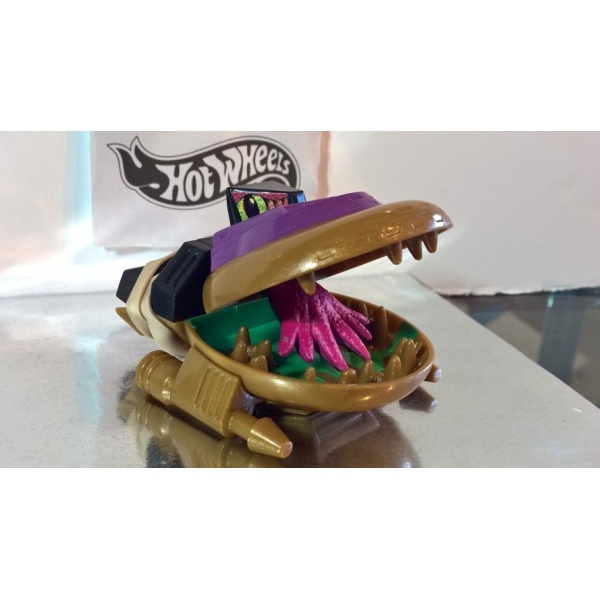Cosmo Clam