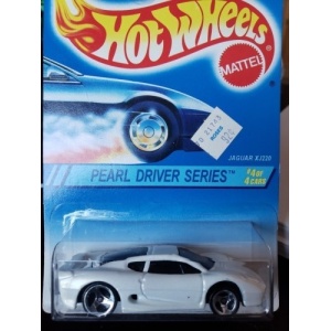 Jaguar XJ220
