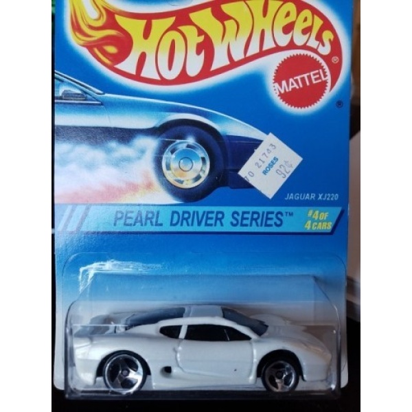 Jaguar XJ220