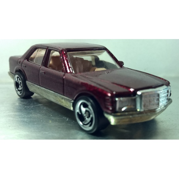 Mercedes 380 SEL