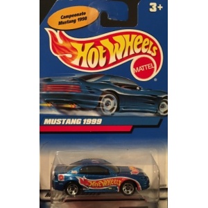 Oldsmobile Aurora