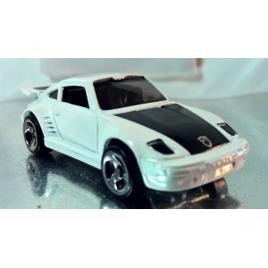 Porsche 930