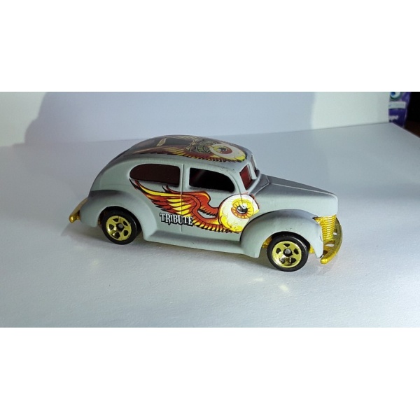 40's Ford 2-Door