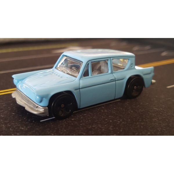 Ford Anglia 105E