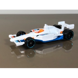 2011 IndyCar Oval Course Race Car