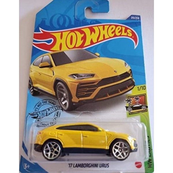 17 Lamborghini Urus