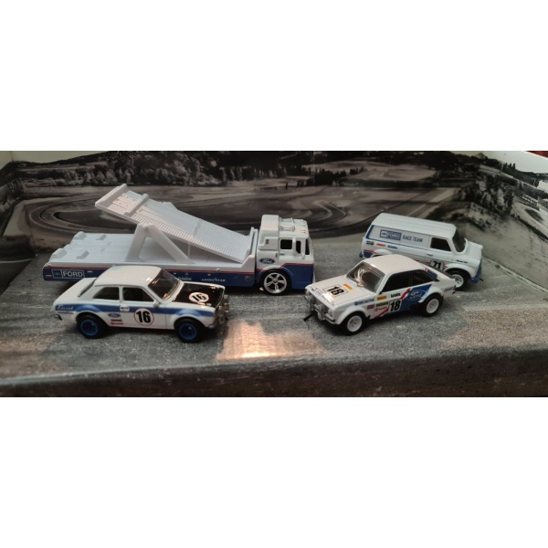 Ford Transit Supervan - '70 Ford Escort RS1600 - '78 Ford Escort RS1800 MK2 - Ford C-800.