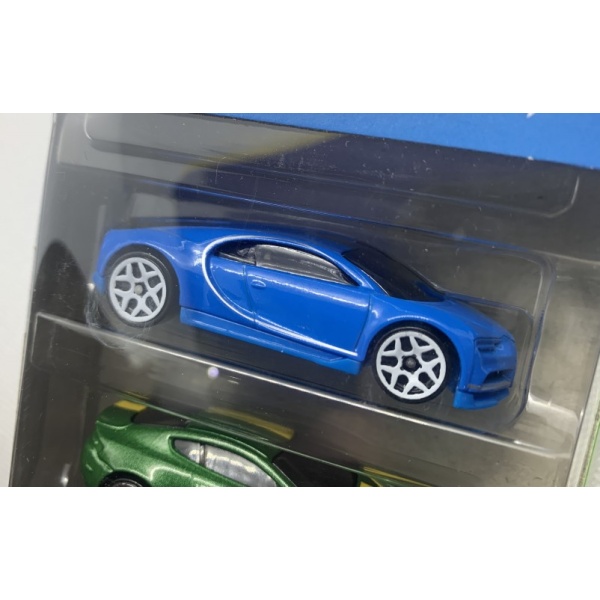 16 Bugatti Chiron