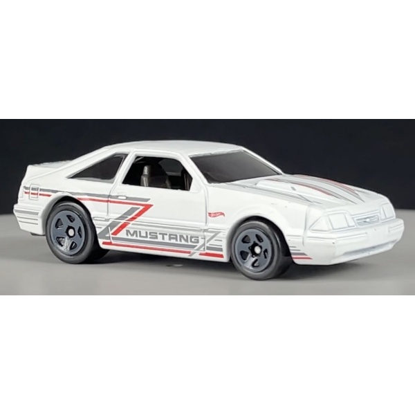 92 Ford Mustang