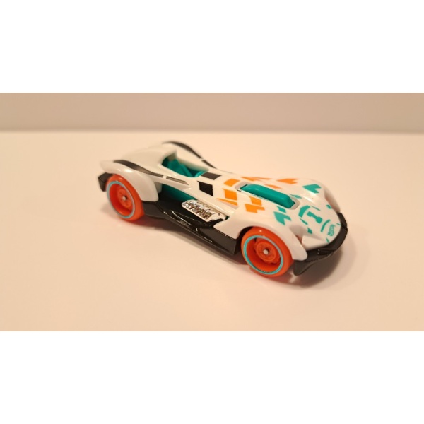 Roadster Bite