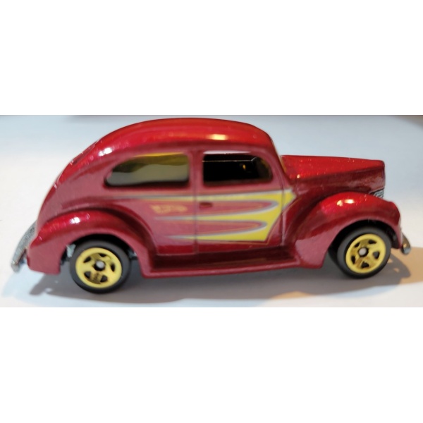 '40s Ford 2-Door