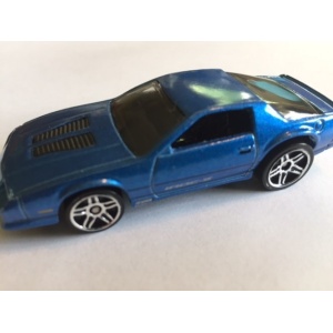 '85 Camaro IROC-Z