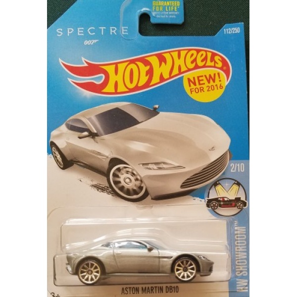 Aston Martin DB10