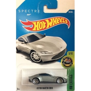 Aston Martin DB10