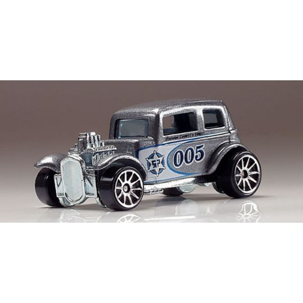 Classic '32 Ford Vicky