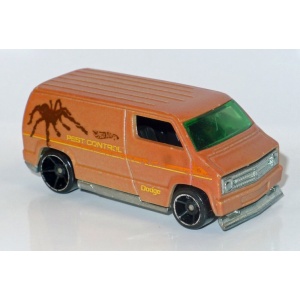 Custom '77 Dodge Van