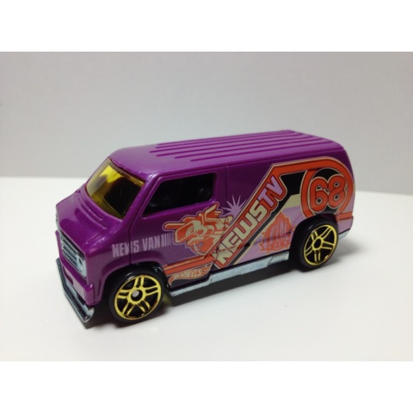 Custom '77 Dodge Van