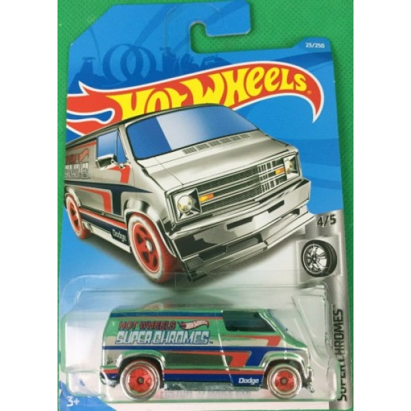 Custom '77 Dodge Van
