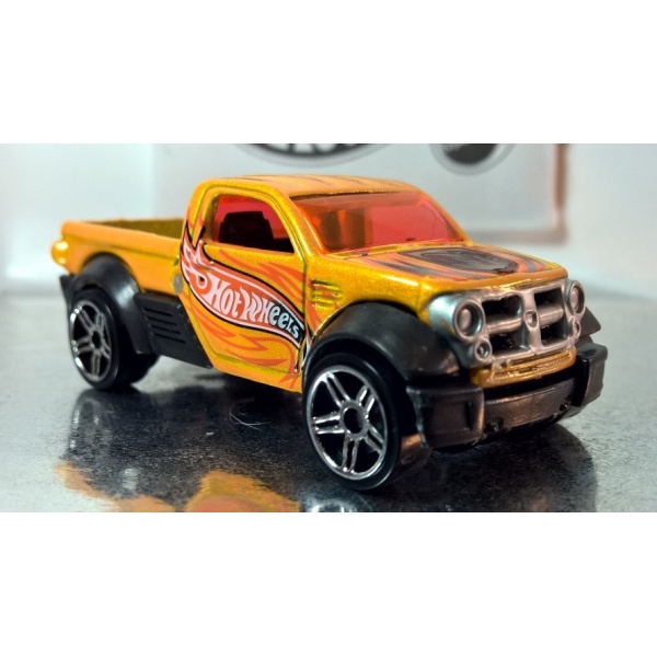 Dodge M80