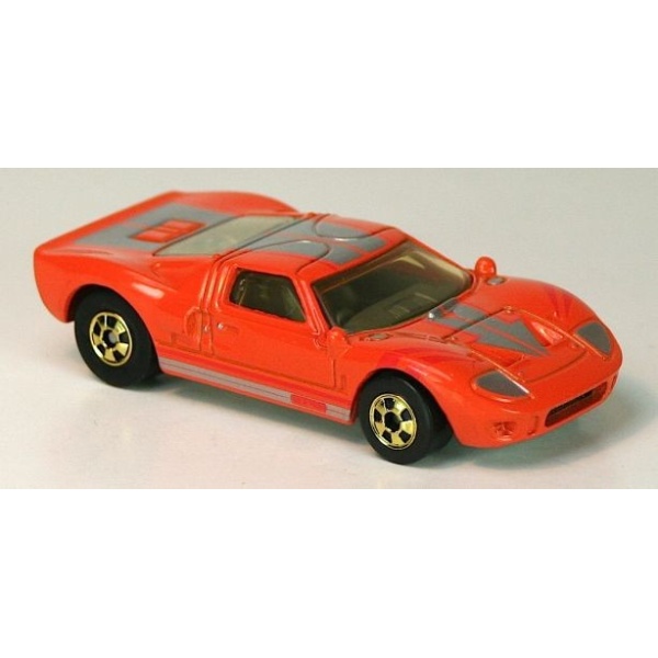 Ford GT-40