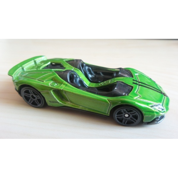 Lamborghini Aventador J