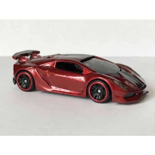 Lamborghini Sesto Elemento