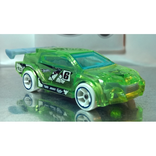 Loop Coupe