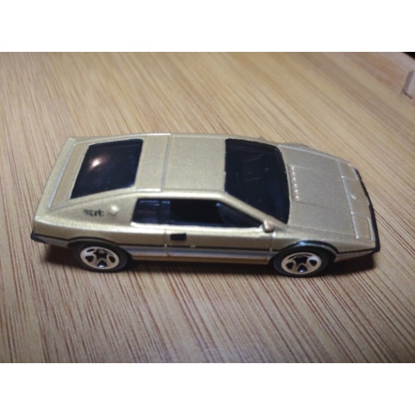 Lotus Esprit S1