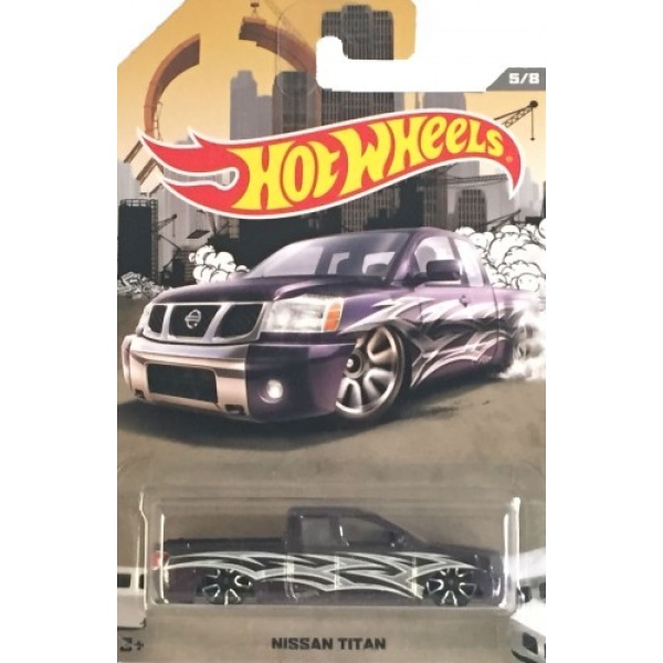 Nissan Titan